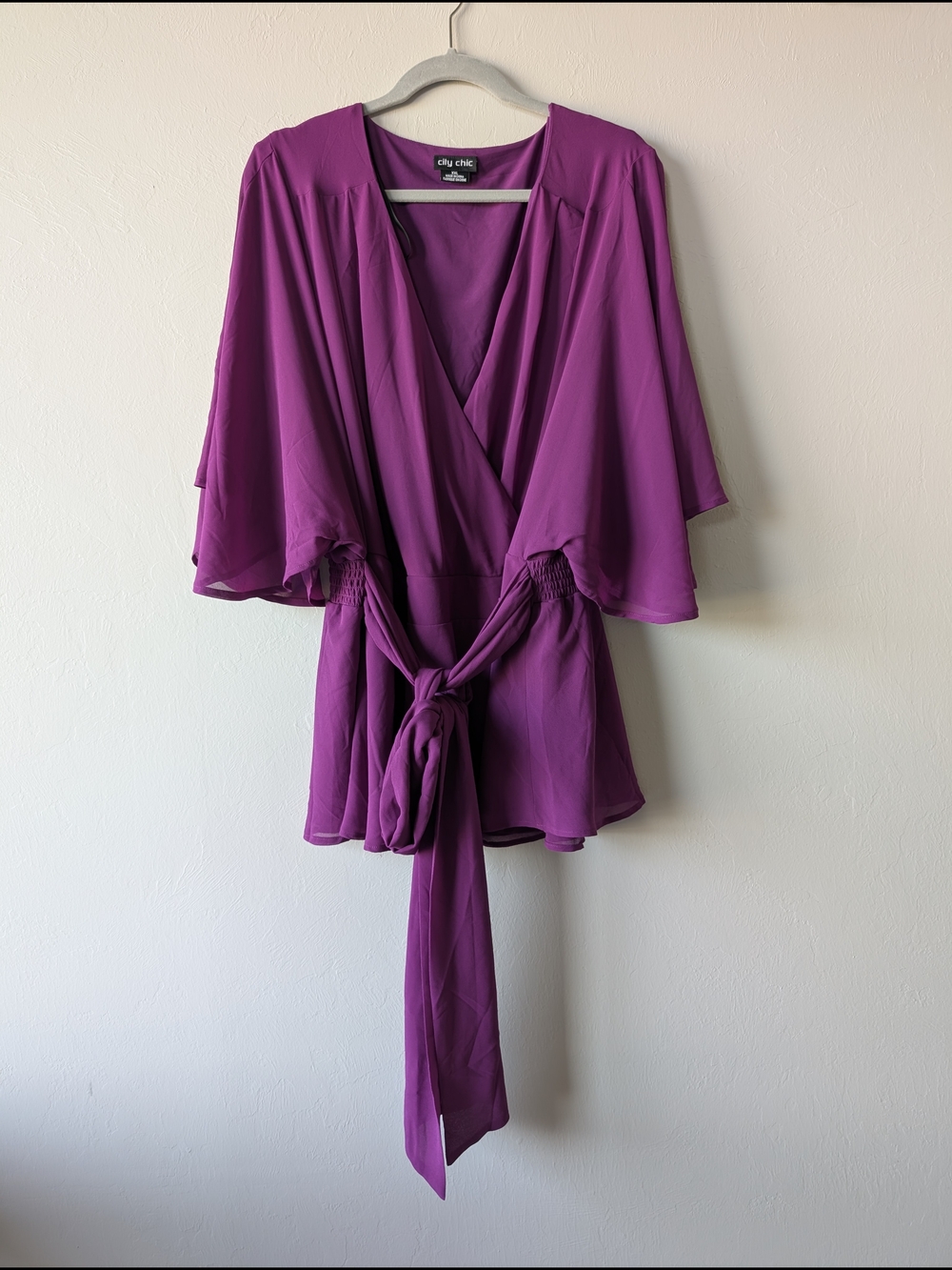 City Chic Chiffon Magenta Wrap Top Tie Waist Dolman Sleeve Size XXL Lined V Neck